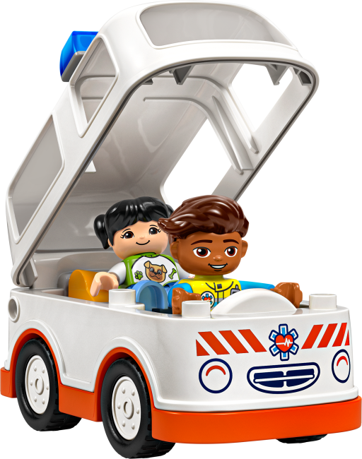 10447 Ambulanssi ja kuljettaja