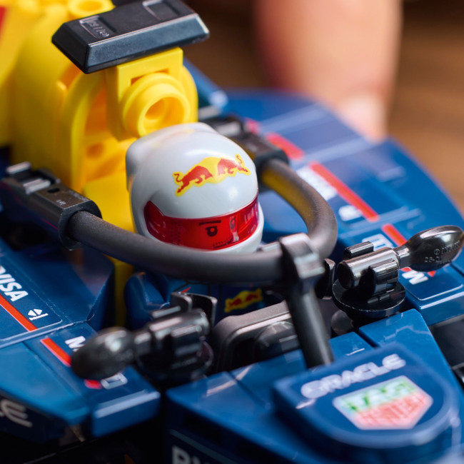 77243 Oracle Red Bull Racing RB20 F1® ‑kilpa-auto