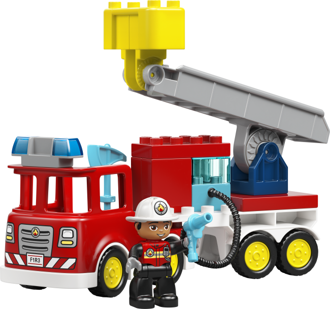 10473 Tuletõrjeauto vooliku ja tuletõrjujaga