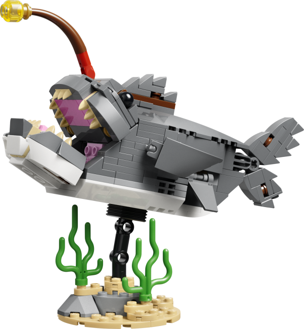 31381 Negantā haizivs ar dārgumu lādi