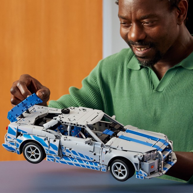 42210 2 Fast 2 Furious Nissan Skyline GT-R (R34) auto