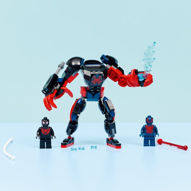 76337 Miles Morales robots pret Spider-Man 2099
