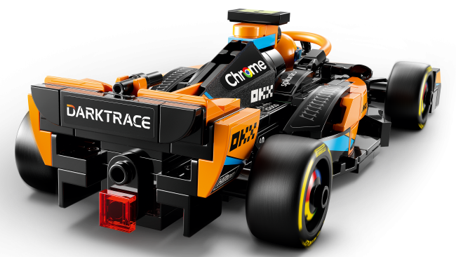 76919 2023 McLaren Formula 1 ‑kilpa-auto