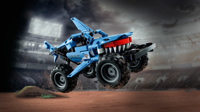 42134 Monster Jam™ Megalodon™