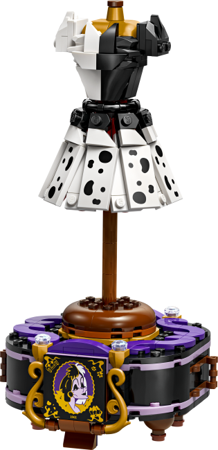 43262 Pahattaren ja Cruella De Vilin mekot