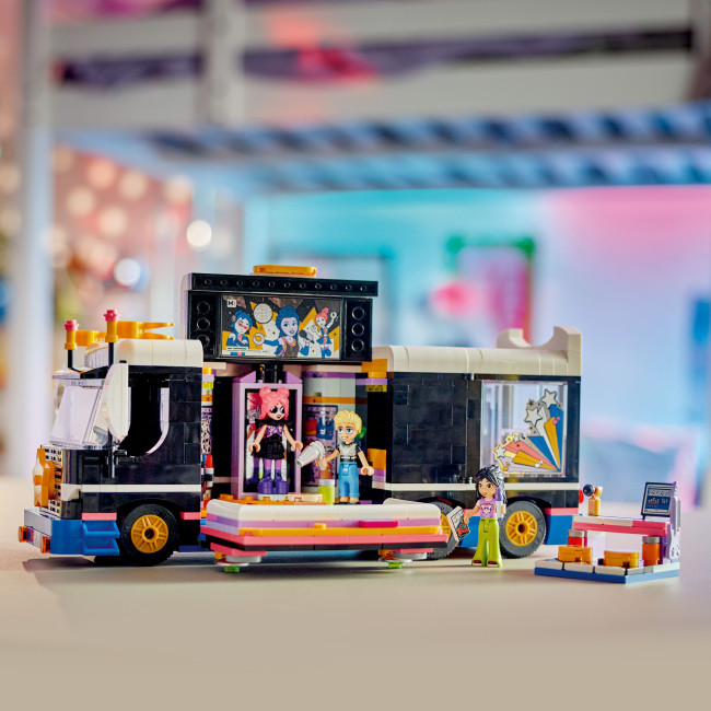 42619 Popstaari tuuribuss V29