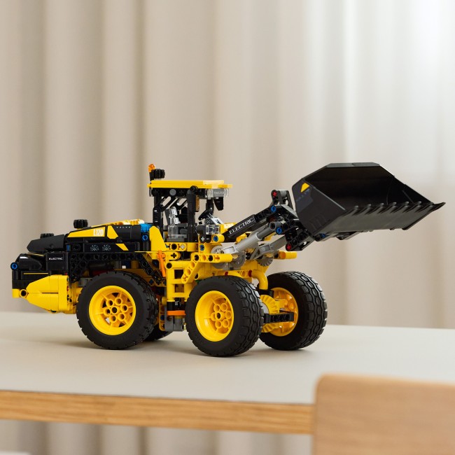 42209 Volvo L120 Electric ‑pyöräkuormaaja