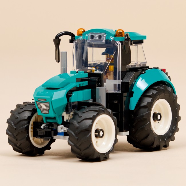 60498 Traktors
