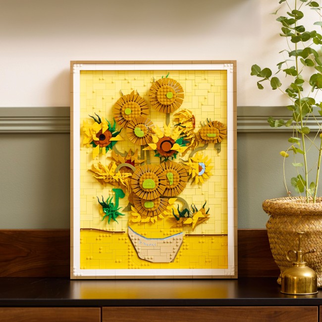 31215 Vincent van Gogh – Auringonkukkia