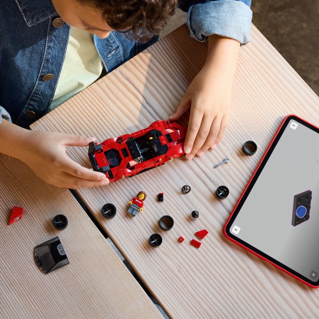 77254 Ferrari SF90 XX Stradale sportauto