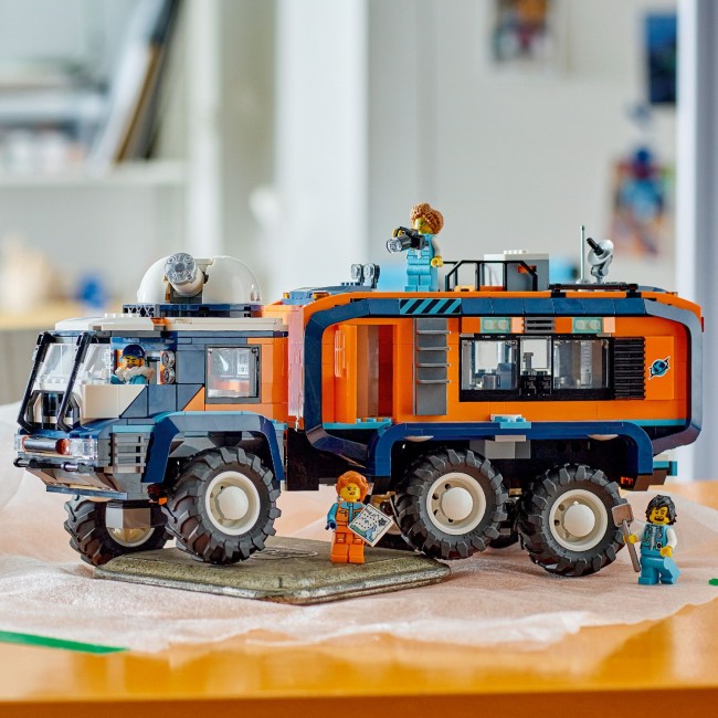 60471 Maadeavastajate Arktika teaduslabori veoauto