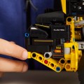 42209 LEGO Technic Volvo L120 Electric ‑pyöräkuormaaja