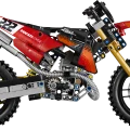 42238 LEGO Technic Ducati Desmo450 MX Factory ‑moottoripyörä