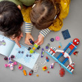 10784 LEGO Spidey Spider-Manin seittipäämaja