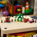 11211 LEGO Disney Junior Marvel Loki vastaan Iron Manin tiimi