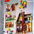 43217 LEGO Disney Classic ”Up – kohti korkeuksia” ‑talo